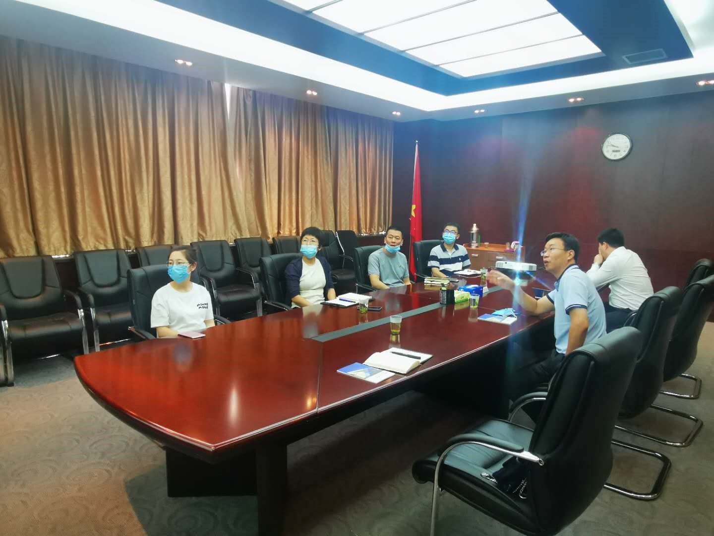九游online入口财务总监孔幸峰率队访问北京市天竺综合保税区管理委员会